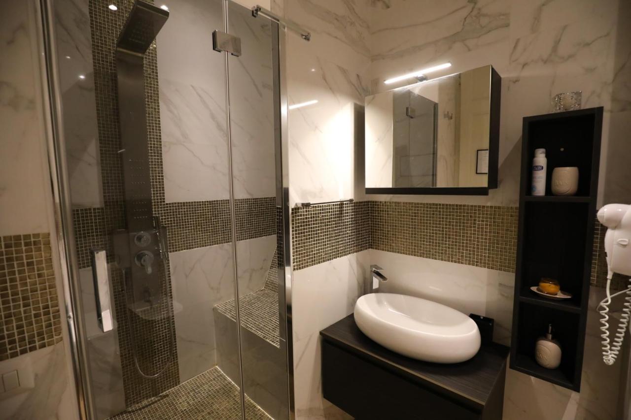 Vico Gelso Napoli Bed & Breakfast ภายนอก รูปภาพ
