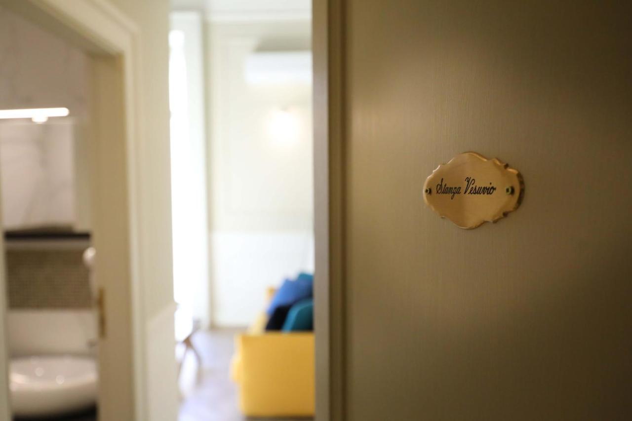 Vico Gelso Napoli Bed & Breakfast ภายนอก รูปภาพ