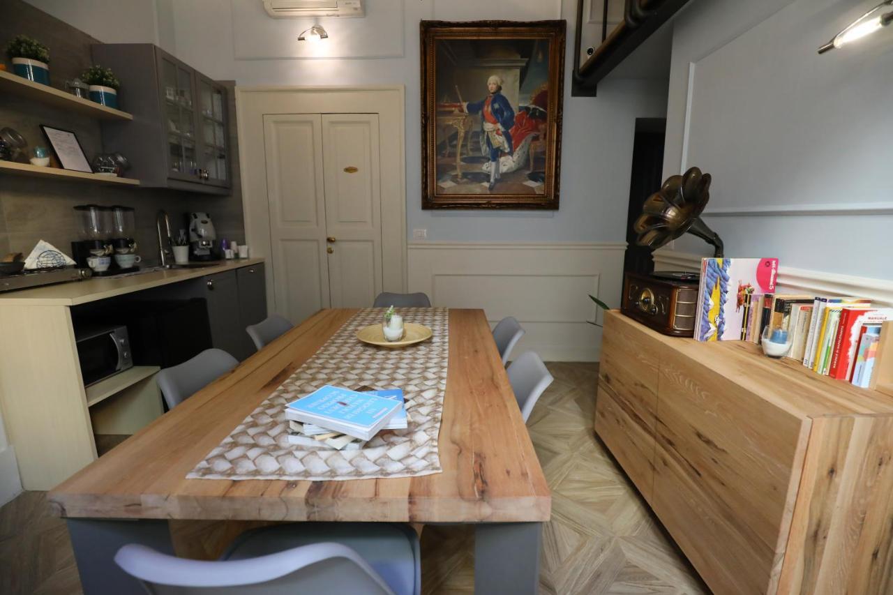 Vico Gelso Napoli Bed & Breakfast ภายนอก รูปภาพ