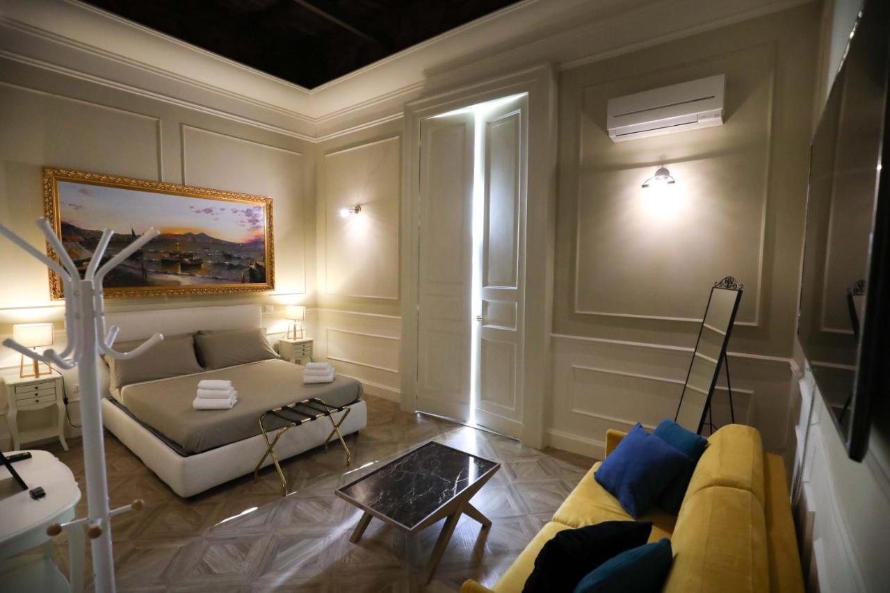 Vico Gelso Napoli Bed & Breakfast ภายนอก รูปภาพ