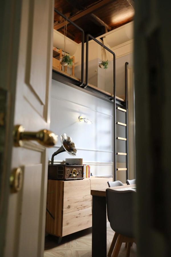 Vico Gelso Napoli Bed & Breakfast ภายนอก รูปภาพ