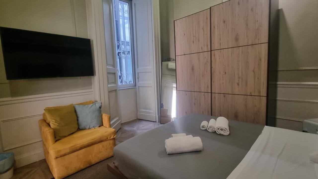 Vico Gelso Napoli Bed & Breakfast ภายนอก รูปภาพ