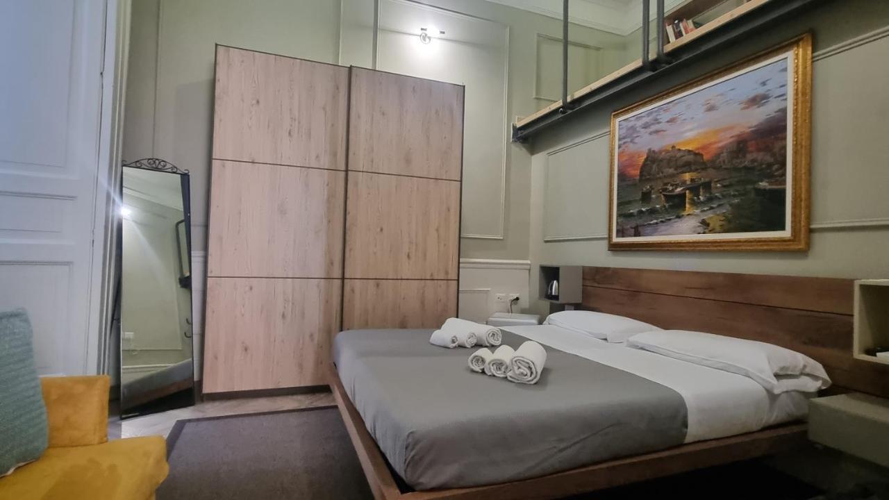 Vico Gelso Napoli Bed & Breakfast ภายนอก รูปภาพ